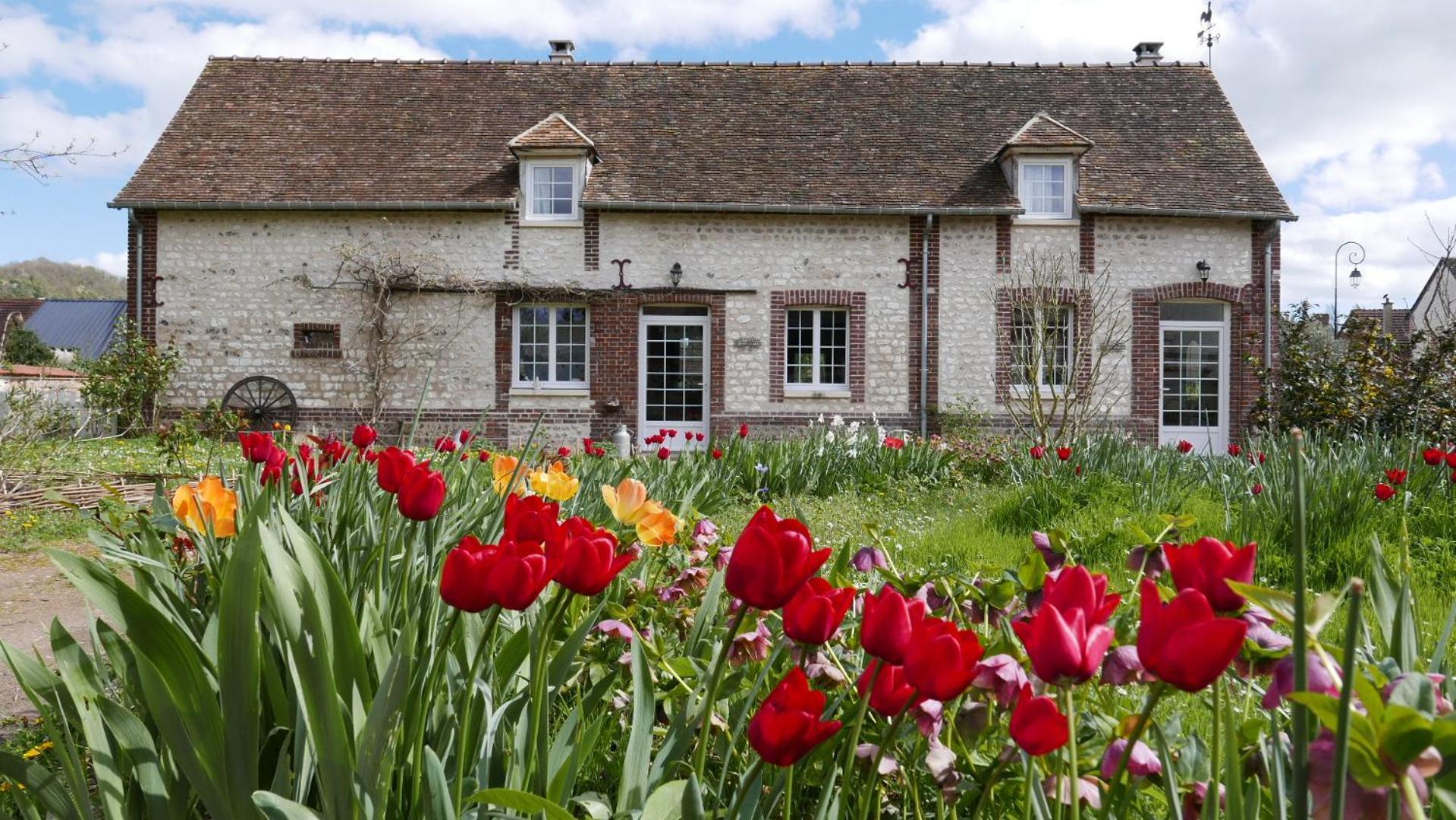 Villa Les Jardins De Felicie Poses Exterior foto